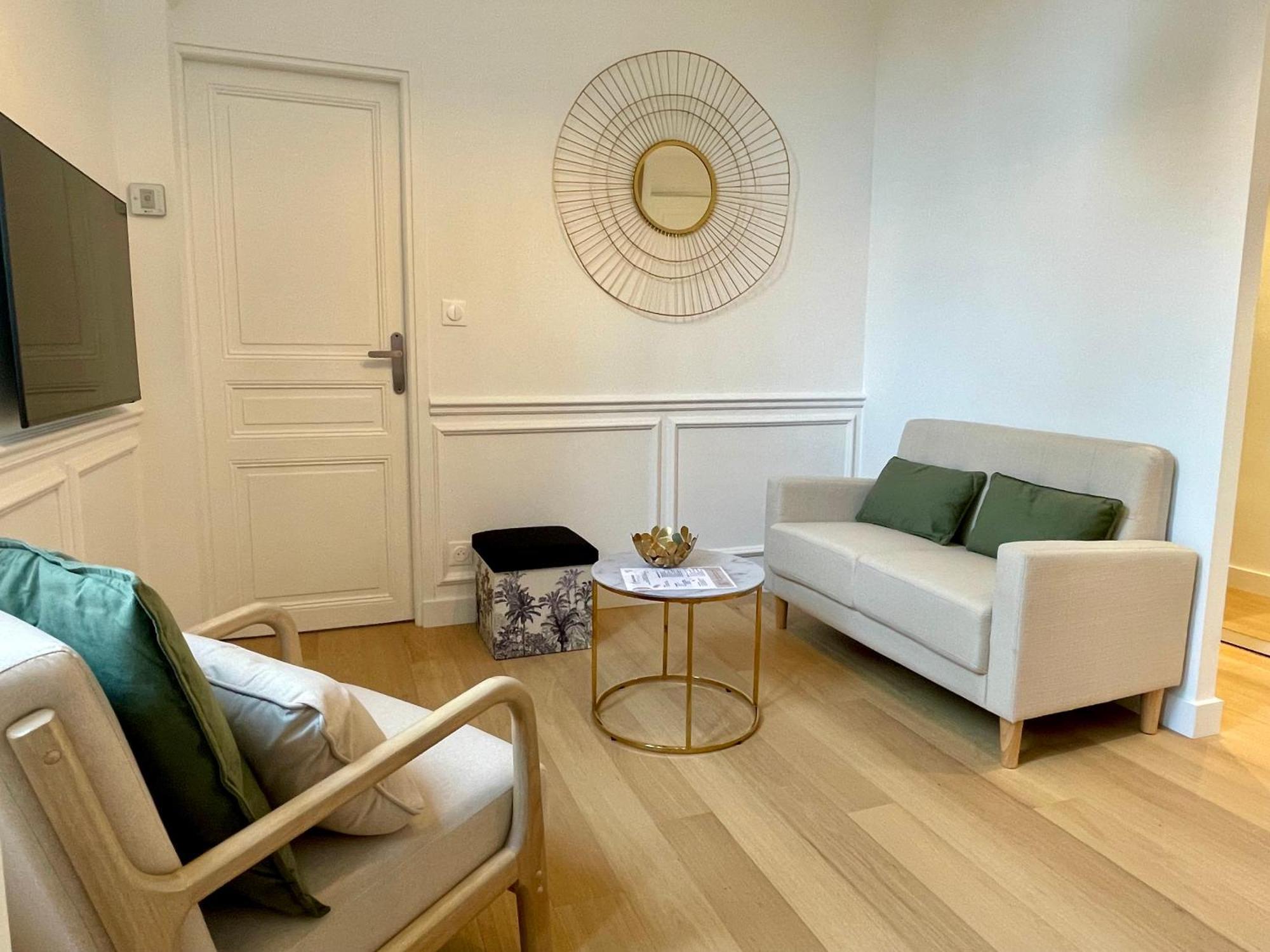 Appartements De Charme Du General Leclerc - Place D'Erlon - Hypercentre - Gare - Reims Exteriör bild