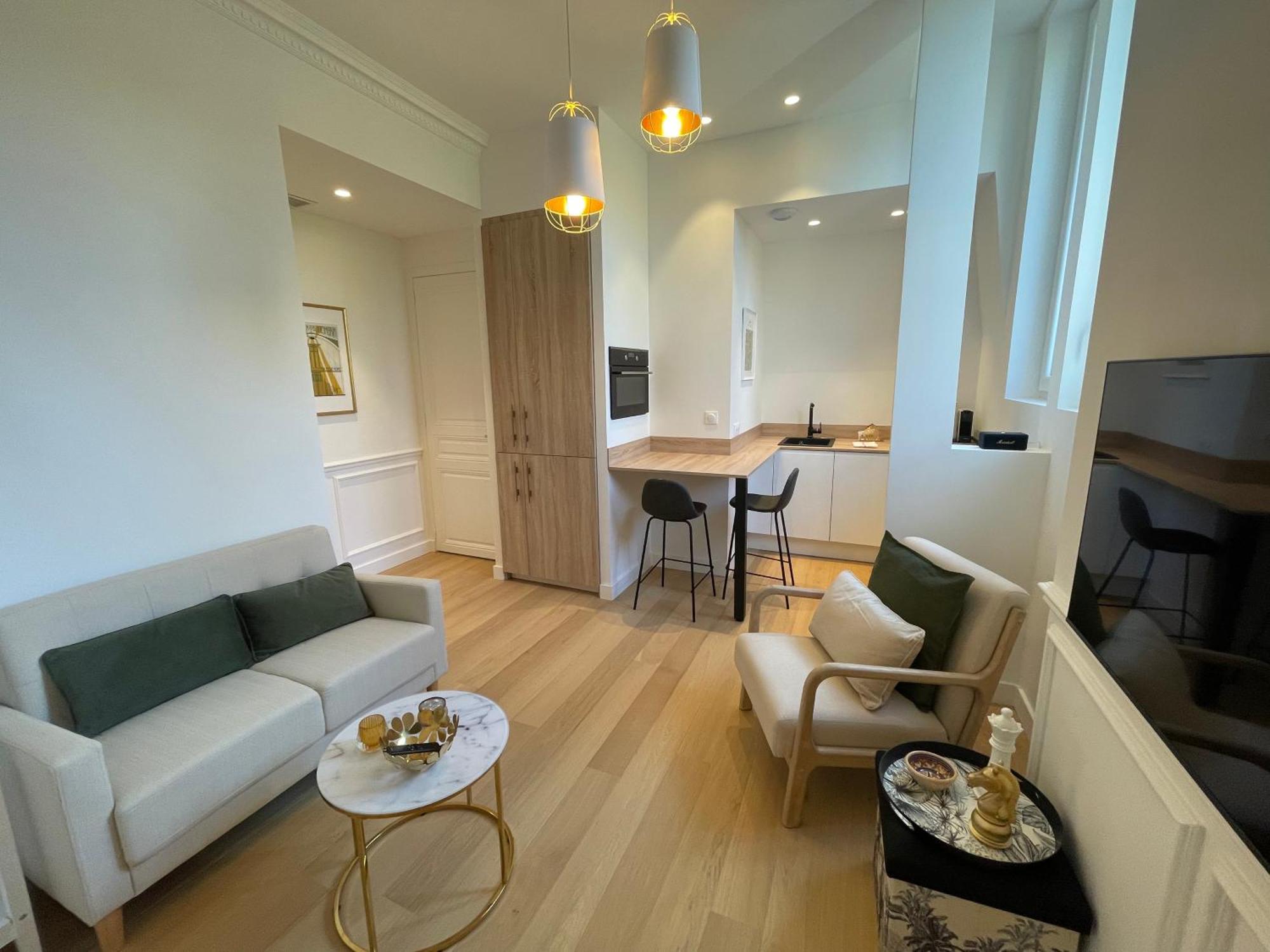 Appartements De Charme Du General Leclerc - Place D'Erlon - Hypercentre - Gare - Reims Exteriör bild