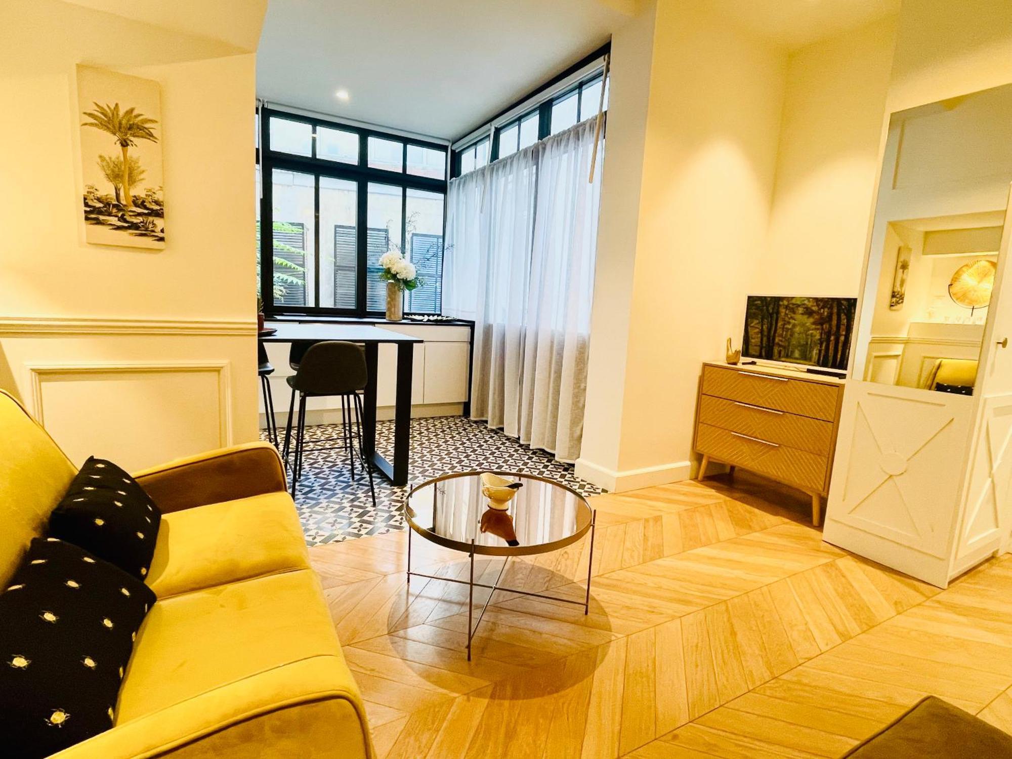 Appartements De Charme Du General Leclerc - Place D'Erlon - Hypercentre - Gare - Reims Exteriör bild