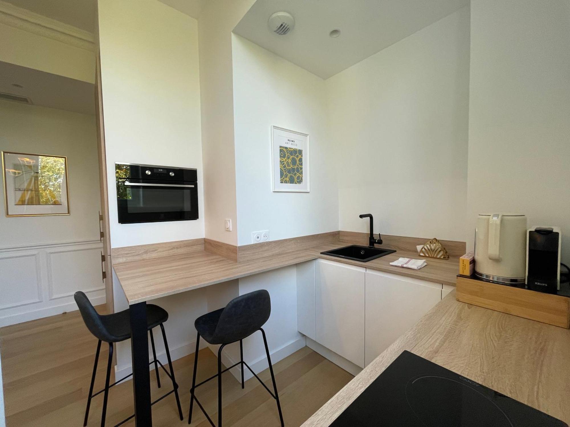 Appartements De Charme Du General Leclerc - Place D'Erlon - Hypercentre - Gare - Reims Exteriör bild
